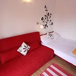 Apartament Tomasovic *